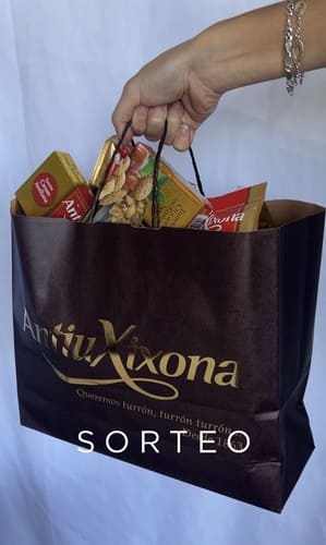 Sorteo de 5 lotes de turrones y dulces Antiuxixona y Primor